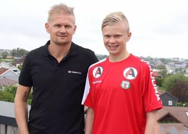 欧冠淘汰赛前瞻：曼联对阵巴黎,（欧冠淘汰赛焦点战：曼联迎战巴黎圣日耳曼）