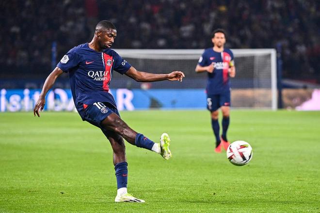 莫雷托：塔瓦雷斯与沙特球队吉达联合进行谈判，不过在薪资方面还未谈拢（莫雷托：塔瓦雷斯与吉达联合洽谈，薪资条款尚未谈拢）