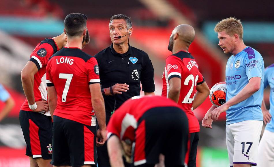 斯帕莱蒂：踢那不勒斯时我的选择出错了；热格罗瓦明天会首发（斯帕莱蒂：对阵那不勒斯决策失当；热格罗瓦明日将首发）