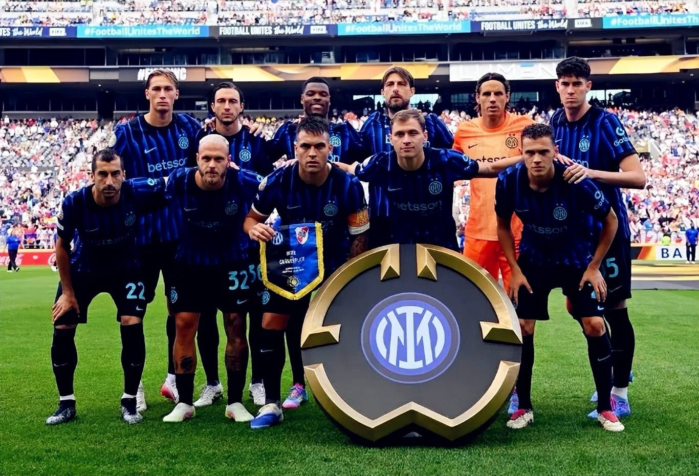 半场：海港1-0英博，加布里埃尔破门+进球被吹，莱昂纳多助攻（半场战报：海港1-0英博，莱昂纳多送助攻，加布里埃尔进球+一球被判无效）