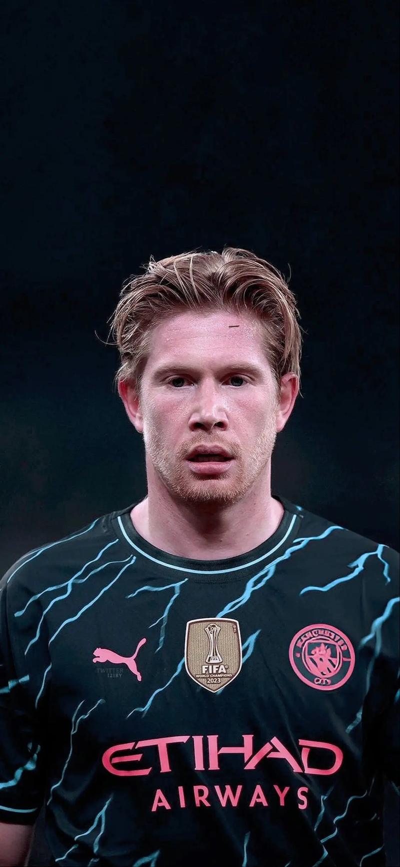 英国机构开狼队新帅赔率：罗杰斯居首，滕哈格紧随其后（英国机构公布狼队新帅赔率：罗杰斯领跑，滕哈格位居次席）