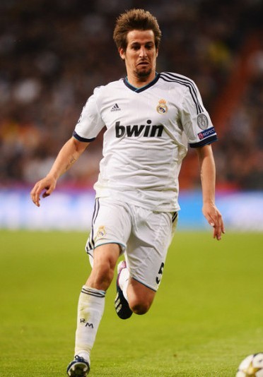 德媒：孔帕尼给所有没有国家队比赛任务的球员放了一周假（德媒：孔帕尼为无国家队比赛任务球员安排一周假期）