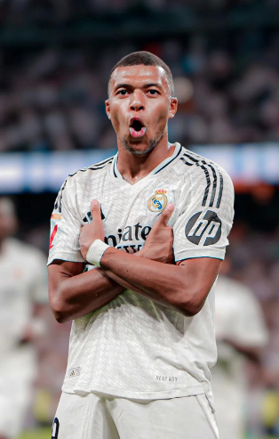 詹姆斯：生涯手感最热的比赛是07年东决G5，最后连砍25分（詹姆斯：生涯手感巅峰在07年东决G5，终段连拿25分）