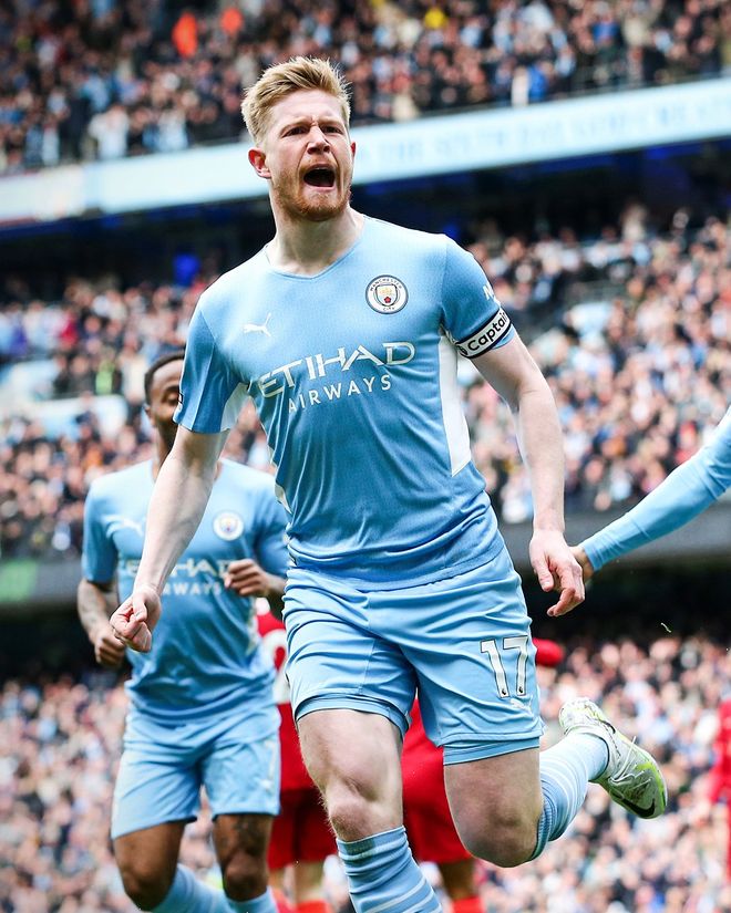 1v4戏耍巴萨后防！17岁就值6000万的他比亚马尔更有望成为金球？（1挑4戏耍巴萨防线！17岁身价6000万，他比亚马尔更有望问鼎金球？）