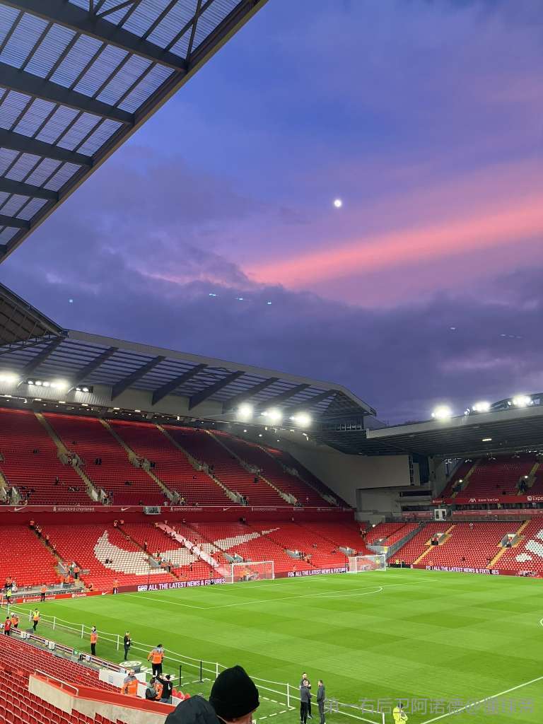 认识伊万-马耶：来自法国的19岁国米一线队新人（19岁法国新星伊万-马耶亮相国米一线队）